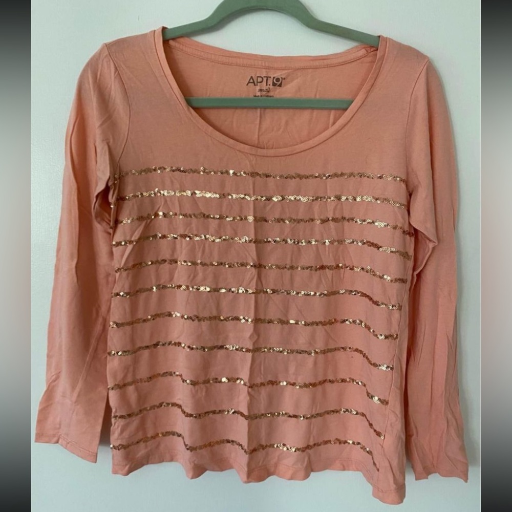 Women’s Apt. 9 rose gold sequin shirt